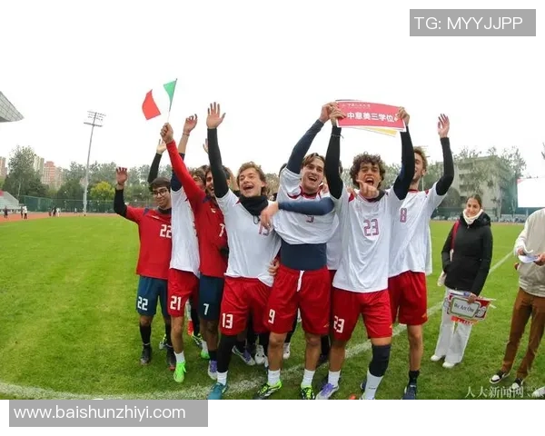 不会英文的足球球星如何在国际赛场上展现个人魅力与竞技实力