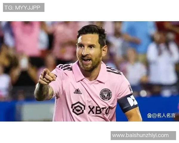 足球明星绯闻曝光：情感风波引发媒体热议，球场内外风云再起